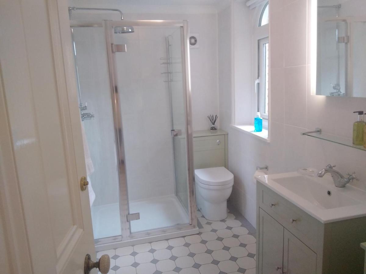 Chine Side Bed & Breakfast Шанклин Екстериор снимка